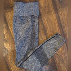 Like New PINK Active Victoria's Secret Heathered  Gray Leggings